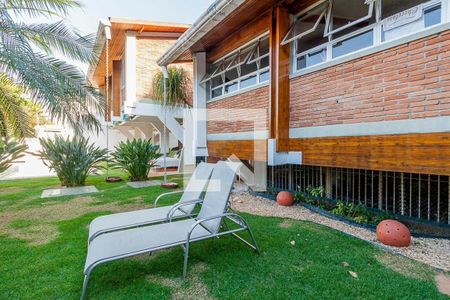 Casa à venda com 400m², 3 quartos e 6 vagas