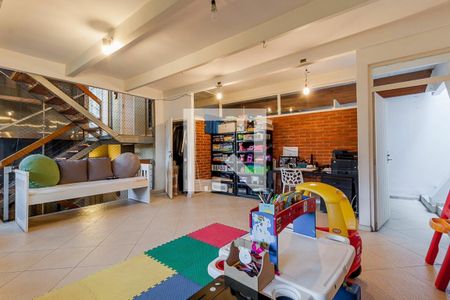 Casa à venda com 400m², 3 quartos e 6 vagas