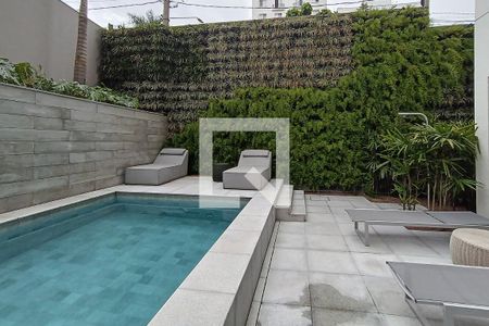 Studio à venda com 22m², 1 quarto e sem vaga Studio à venda com 22m², 1 quarto e sem vagaÁrea comum - Piscina