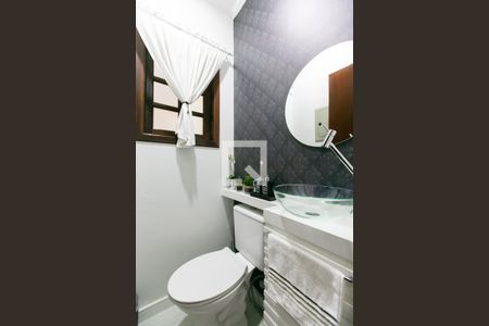 Lavabo de casa de condomínio à venda com 3 quartos, 80m² em Vila Carmosina, São Paulo