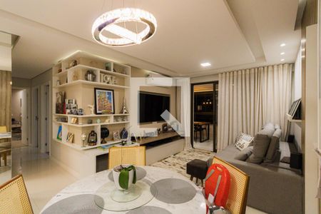 Sala de apartamento para alugar com 3 quartos, 134m² em Barra da Tijuca, Rio de Janeiro
