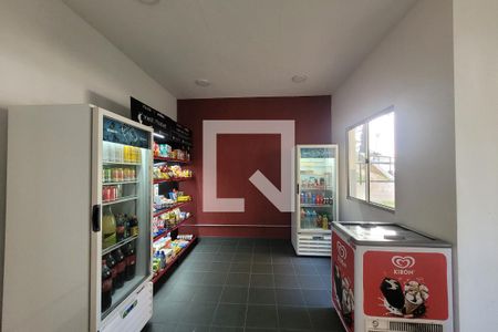 Apartamento para alugar com 48m², 2 quartos e 1 vagamercado