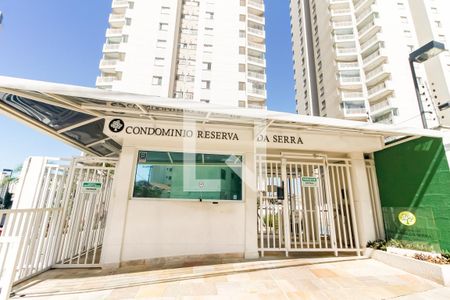 Apartamento para alugar com 65m², 2 quartos e 1 vagaFachada e portaria