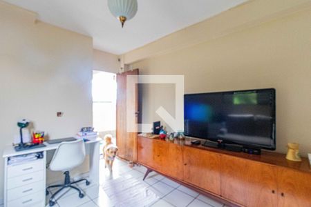 Casa à venda com 600m², 3 quartos e 4 vagas Casa à venda com 600m², 3 quartos e 4 vagasSuite inferior - Sala