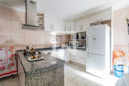 Casa à venda com 600m², 3 quartos e 4 vagas Casa à venda com 600m², 3 quartos e 4 vagasCozinha