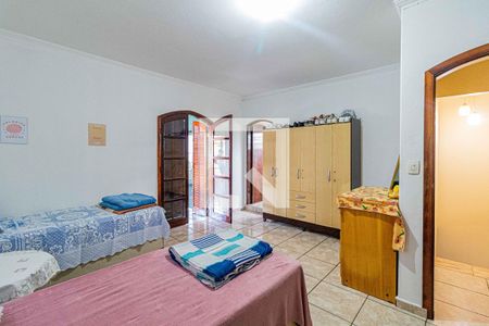 Casa à venda com 600m², 3 quartos e 4 vagas Casa à venda com 600m², 3 quartos e 4 vagasSuite 2