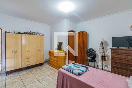 Casa à venda com 600m², 3 quartos e 4 vagas Casa à venda com 600m², 3 quartos e 4 vagasSuite 2