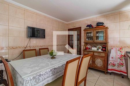 Casa à venda com 600m², 3 quartos e 4 vagas Casa à venda com 600m², 3 quartos e 4 vagasCopa