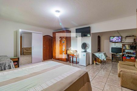 Casa à venda com 600m², 3 quartos e 4 vagas Casa à venda com 600m², 3 quartos e 4 vagasSuite 1