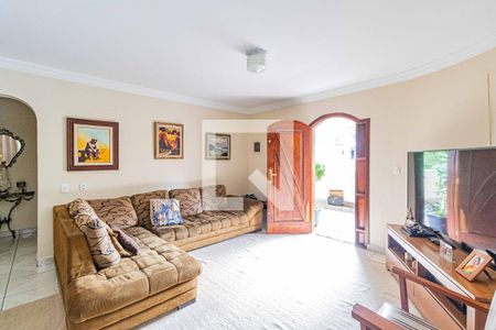 Sala de casa à venda com 3 quartos, 600m² em Rio Pequeno, São Paulo