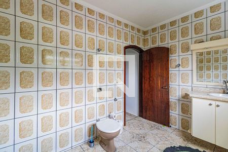 Casa à venda com 600m², 3 quartos e 4 vagas Casa à venda com 600m², 3 quartos e 4 vagasSuite 2 - Banheiro