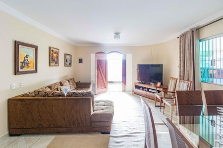 Sala de casa à venda com 3 quartos, 600m² em Rio Pequeno, São Paulo