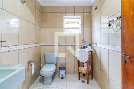 Casa à venda com 600m², 3 quartos e 4 vagas Casa à venda com 600m², 3 quartos e 4 vagasLavabo