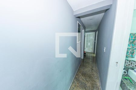 Casa de condomínio para alugar com 230m², 3 quartos e 2 vagasCorredor