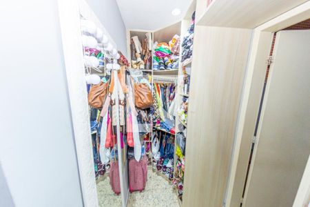 Suíte de casa de condomínio para alugar com 3 quartos, 230m² em Madureira, Rio de Janeiro