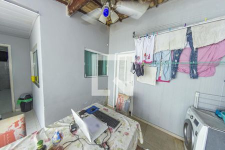 Casa de condomínio para alugar com 230m², 3 quartos e 2 vagasQuintal