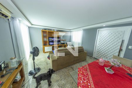 Sala de casa de condomínio para alugar com 3 quartos, 230m² em Madureira, Rio de Janeiro