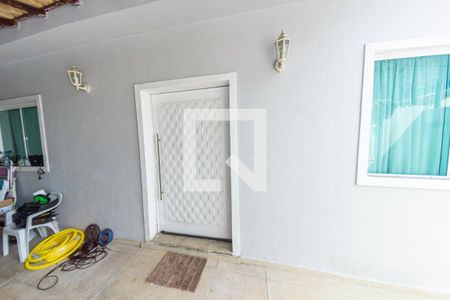 Casa de condomínio para alugar com 230m², 3 quartos e 2 vagasQuintal