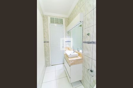 Casa à venda com 300m², 4 quartos e 2 vagas Casa à venda com 300m², 4 quartos e 2 vagasBanheiro da Suíte 2