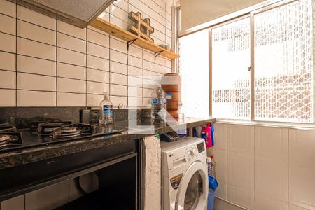 Apartamento para alugar com 50m², 2 quartos e 1 vaga Apartamento para alugar com 50m², 2 quartos e 1 vagaCozinha e Área de Serviço