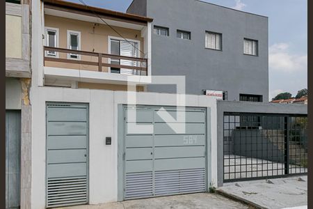 Casa para alugar com 32m², 1 quarto e sem vaga Casa para alugar com 32m², 1 quarto e sem vagaFachada