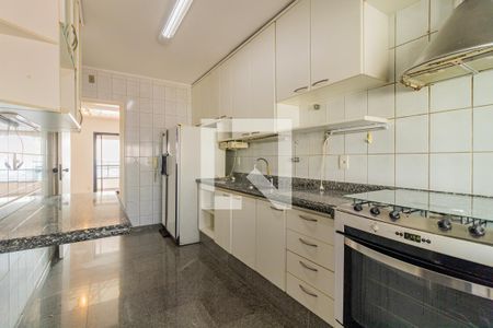 Apartamento à venda com 150m², 3 quartos e 3 vagas Apartamento à venda com 150m², 3 quartos e 3 vagasCozinha