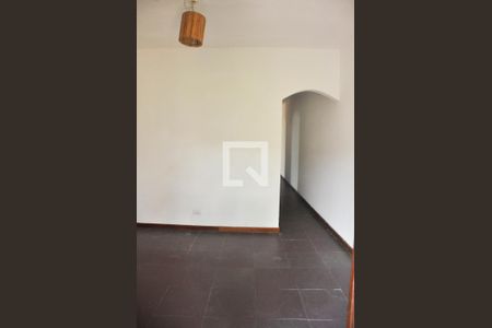 Sala de casa para alugar com 2 quartos, 70m² em Jardim Peri, São Paulo