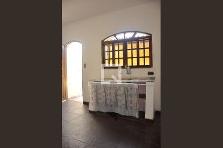Casa para alugar com 70m², 2 quartos e 1 vagaCozinha