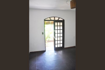 Sala de casa para alugar com 2 quartos, 70m² em Jardim Peri, São Paulo