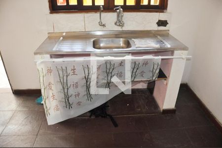 Casa para alugar com 70m², 2 quartos e 1 vagaCozinha