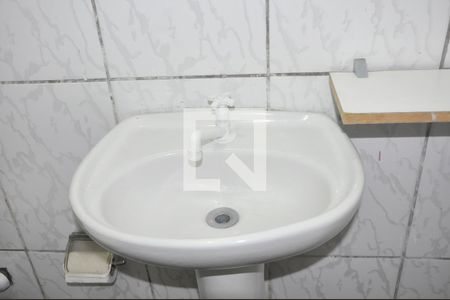 Casa para alugar com 70m², 2 quartos e 1 vagaSuíte