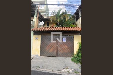 Casa para alugar com 70m², 2 quartos e 1 vagaFachada