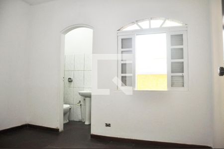 Casa para alugar com 70m², 2 quartos e 1 vagaQuarto 1 com Suíte