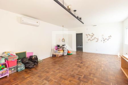 Sala de casa para alugar com 4 quartos, 400m² em Jardim Jussara, São Paulo