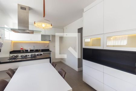 Cozinha de casa para alugar com 4 quartos, 400m² em Jardim Jussara, São Paulo
