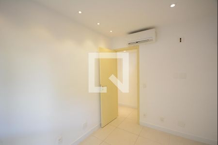 Quarto 1 de apartamento à venda com 3 quartos, 113m² em Botafogo, Rio de Janeiro