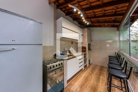 Casa à venda com 273m², 3 quartos e 8 vagas