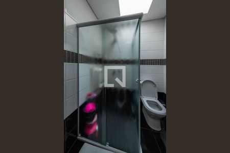 Casa à venda com 273m², 3 quartos e 8 vagas Casa à venda com 273m², 3 quartos e 8 vagasSuíte