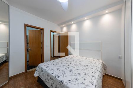 Casa à venda com 273m², 3 quartos e 8 vagas Casa à venda com 273m², 3 quartos e 8 vagasSuíte