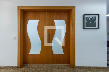 Casa à venda com 273m², 3 quartos e 8 vagas Casa à venda com 273m², 3 quartos e 8 vagasCozinha