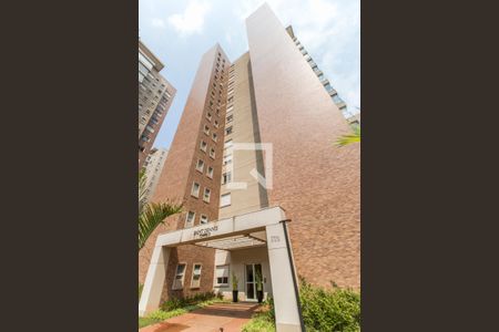 Apartamento para alugar com 136m², 3 quartos e 3 vagasFachada