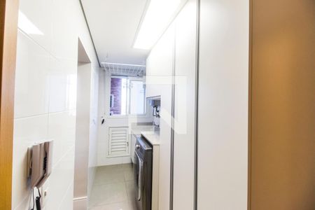 Apartamento para alugar com 136m², 3 quartos e 3 vagasÁrea de Serviço