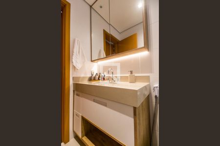 Apartamento para alugar com 136m², 3 quartos e 3 vagasBanheiro da Suíte 2