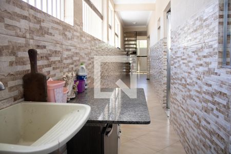 Casa à venda com 120m², 4 quartos e 1 vaga Casa à venda com 120m², 4 quartos e 1 vagaÁrea de Serviço