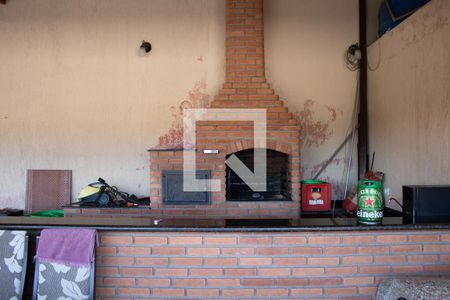 Casa à venda com 120m², 4 quartos e 1 vaga Casa à venda com 120m², 4 quartos e 1 vagaSalão de Festas