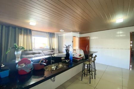 Casa à venda com 120m², 4 quartos e 1 vaga Casa à venda com 120m², 4 quartos e 1 vagaSala/Cozinha
