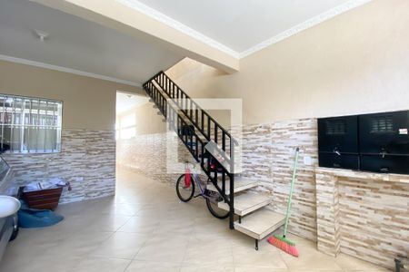 Casa à venda com 120m², 4 quartos e 1 vaga Casa à venda com 120m², 4 quartos e 1 vagaGaragem