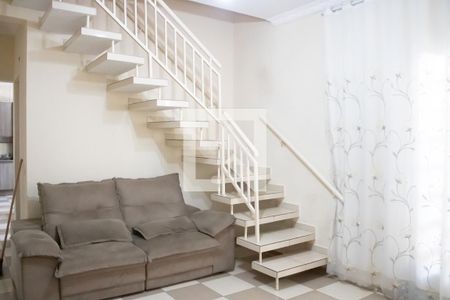 Casa à venda com 120m², 4 quartos e 1 vaga Casa à venda com 120m², 4 quartos e 1 vagaSala