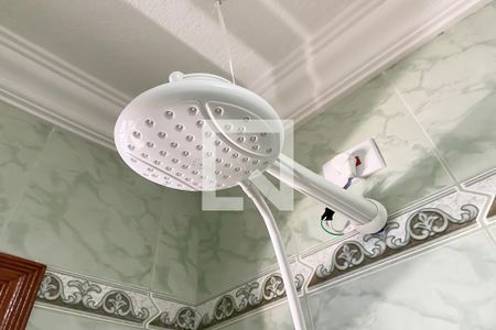 Casa à venda com 120m², 4 quartos e 1 vaga Casa à venda com 120m², 4 quartos e 1 vagaBanheiro 2