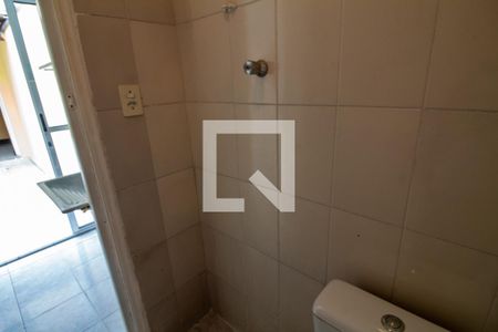 Casa para alugar com 193m², 3 quartos e 1 vaga Casa para alugar com 193m², 3 quartos e 1 vagaBanheiro de serviço